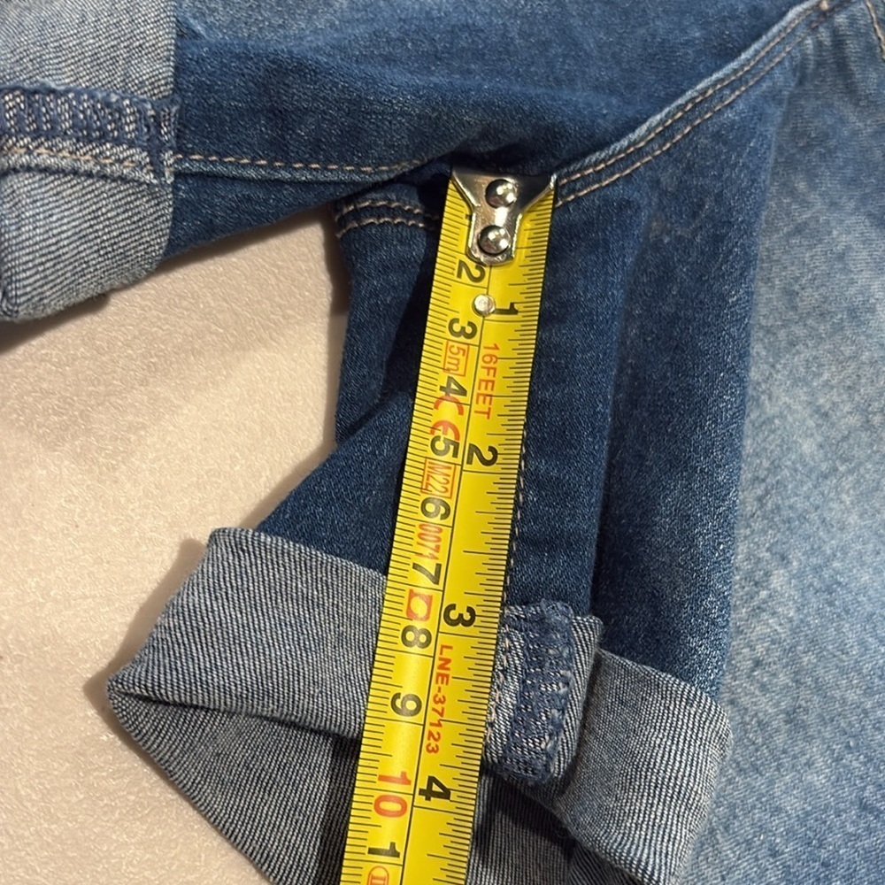Royalty for me - girls cut off Jean shorts - size 16. Denim - Picture 10 of 11